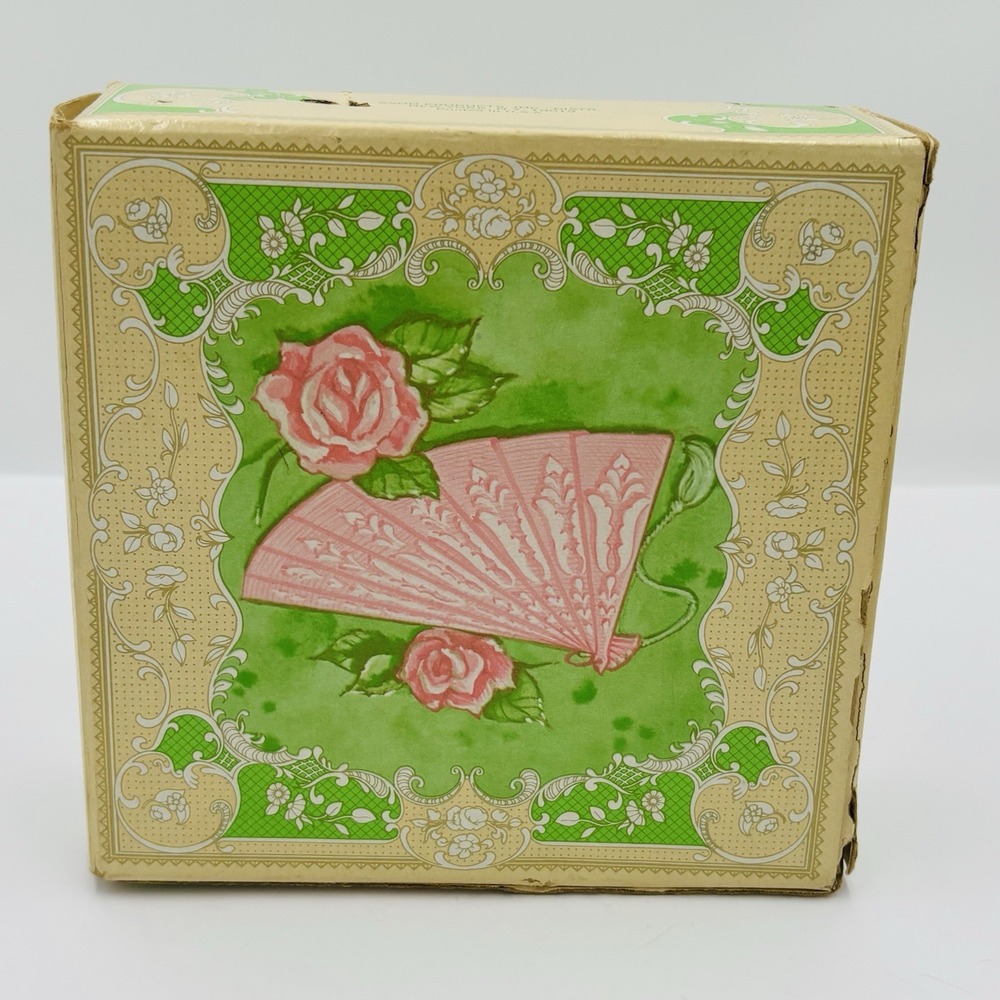 1970's Avon Hostess Fancy Soap‎ Set NIB Fan-Shaped Glass Dish 5 Pink Soaps Retro